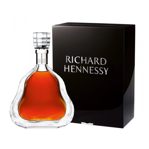 Hennessy V.S.O.P Privilège (375ml) and Moët & Chandon Nectar Impérial