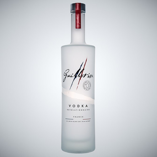 A TEAM Machine Gun Decanter Vodka 750mL