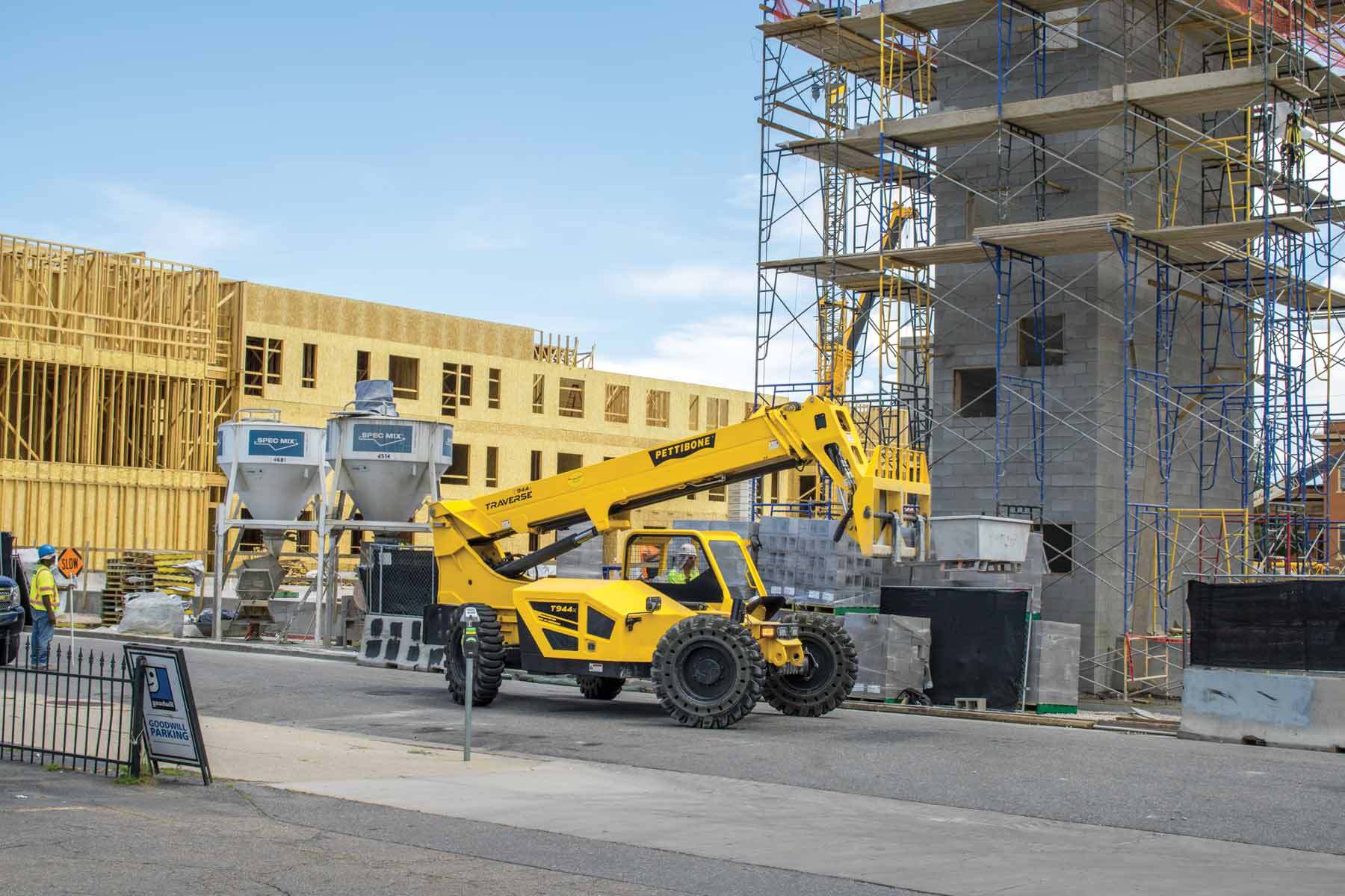 Traverse T944X on a construction site