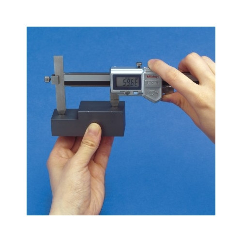 Mitutoyo 573-706-20 Digital Waterproof Offset Centerline Caliper