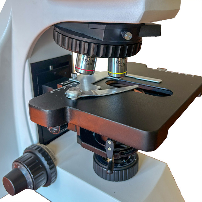 RB31 HD Digital Microscope with Monitor