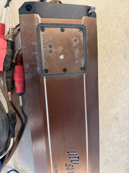 Used UTV Stereo 1600w 5 Channel Amp and ride command wiring harness for Polaris SXS