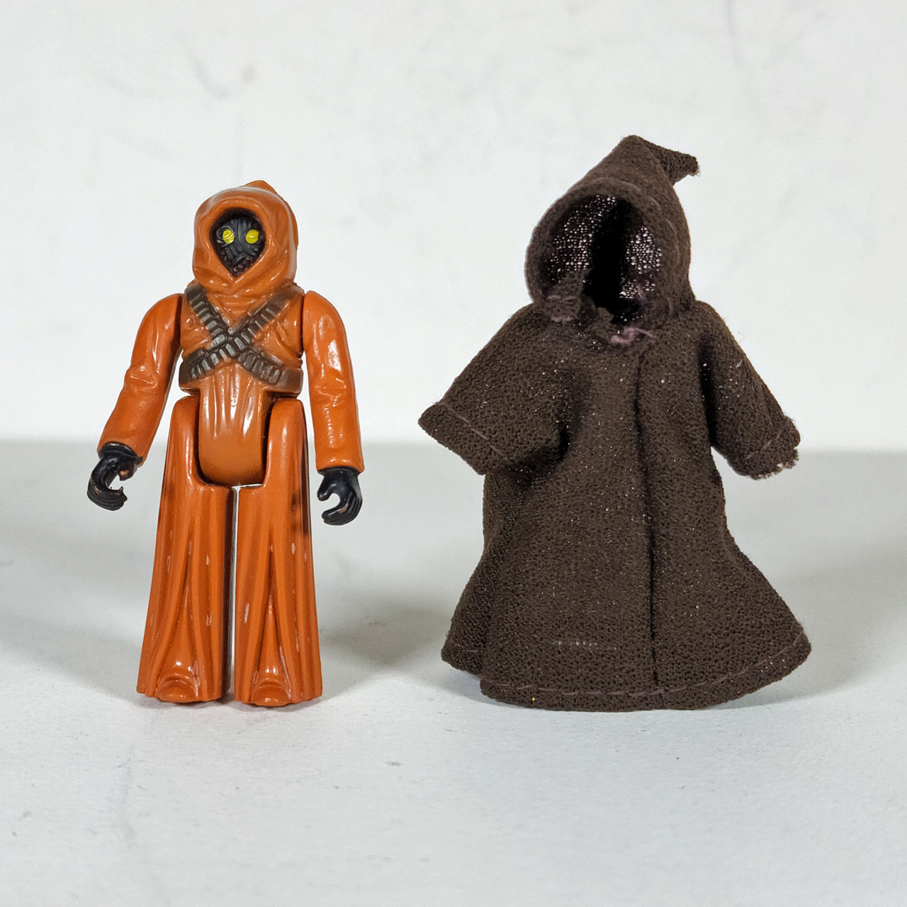 Vintage 1977 Kenner Star Wars Jawa Action Figure