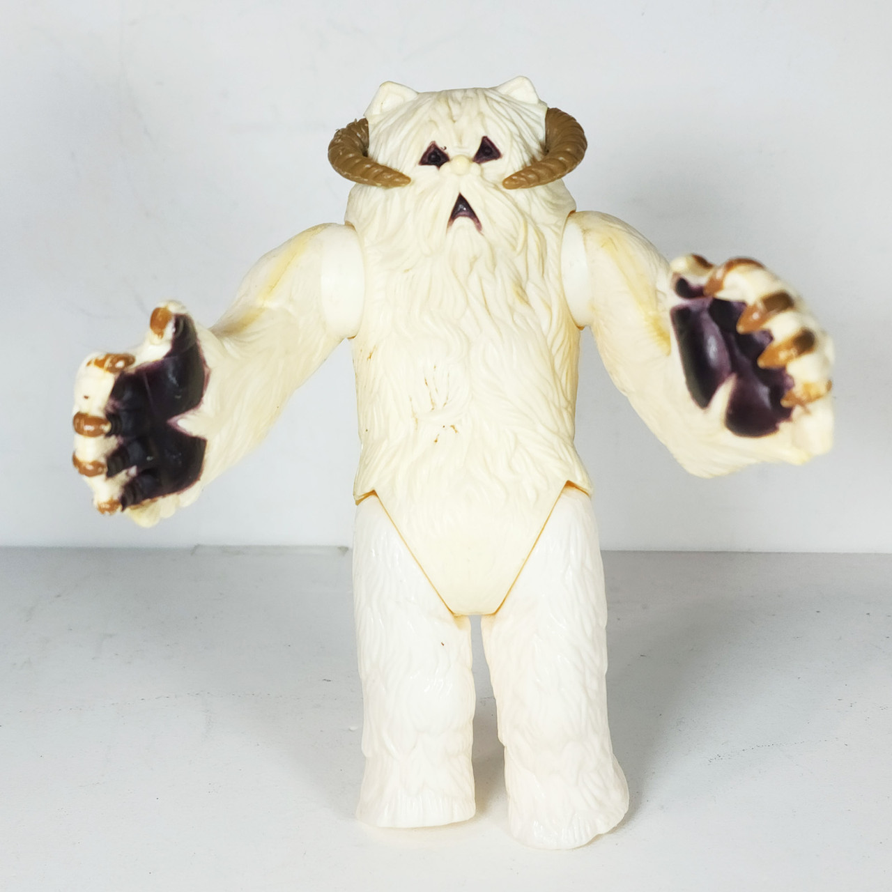 Vintage 1982 Kenner Star Wars Hoth Wampa Action Figure 69560