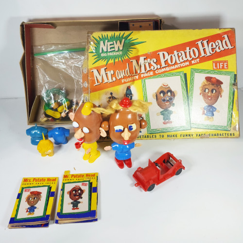 Vintage Mr. And Mrs. Potato Head Funny Face Combination Kit Hassenfed Hasbro #2004