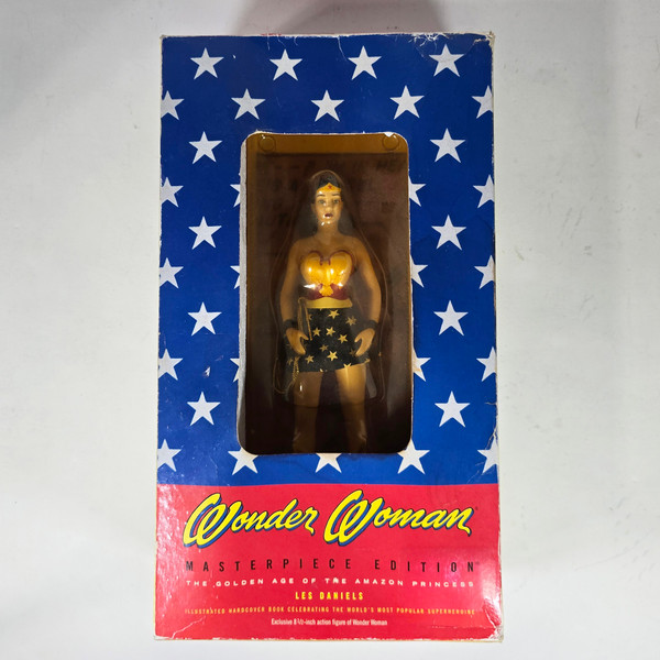 Vintage Wonder Woman Masterpiece Edition Poseable Figure and 1st Edition Book Les Daniels Chip Kidd