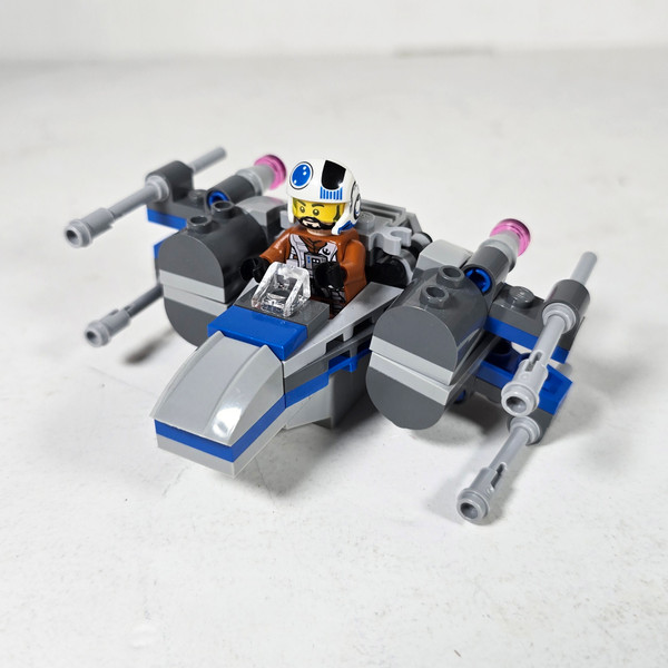 LEGO Star Wars Resistance X-Wing Fighter 75125