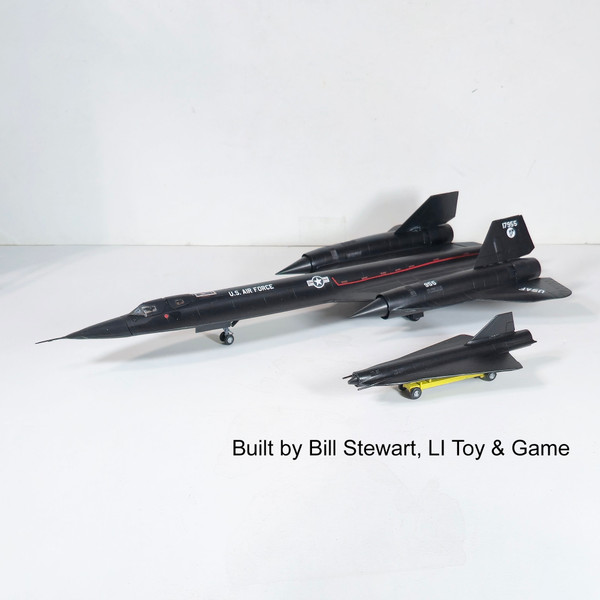 Revell SR-71 Blackbird with GTD-21 Surveillance Drone 1/72 Scale Plastic Model Kit