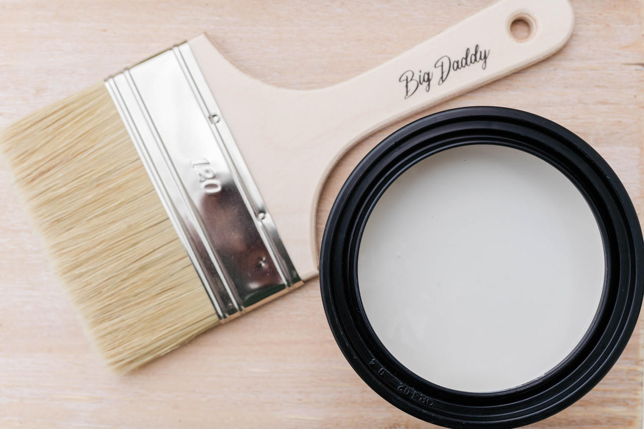 Big Daddy Brush - Dixie Belle Paint