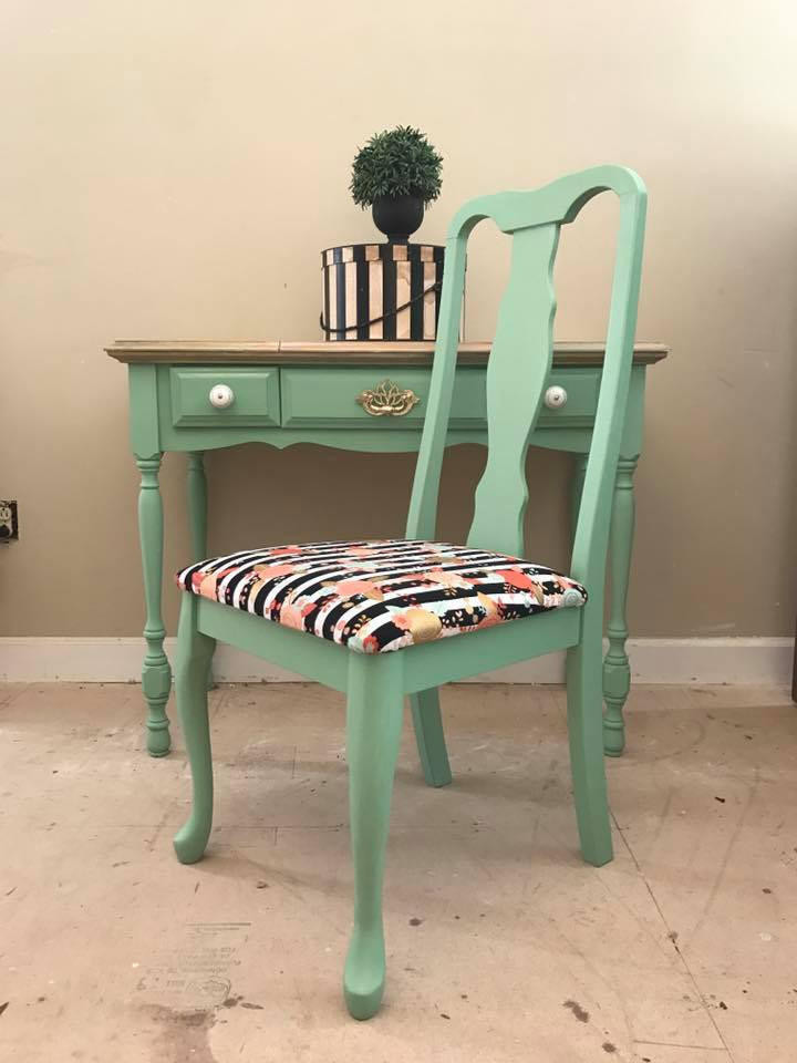 Mint Julep Chalk Mineral Paint - Dixie Belle Paint Company