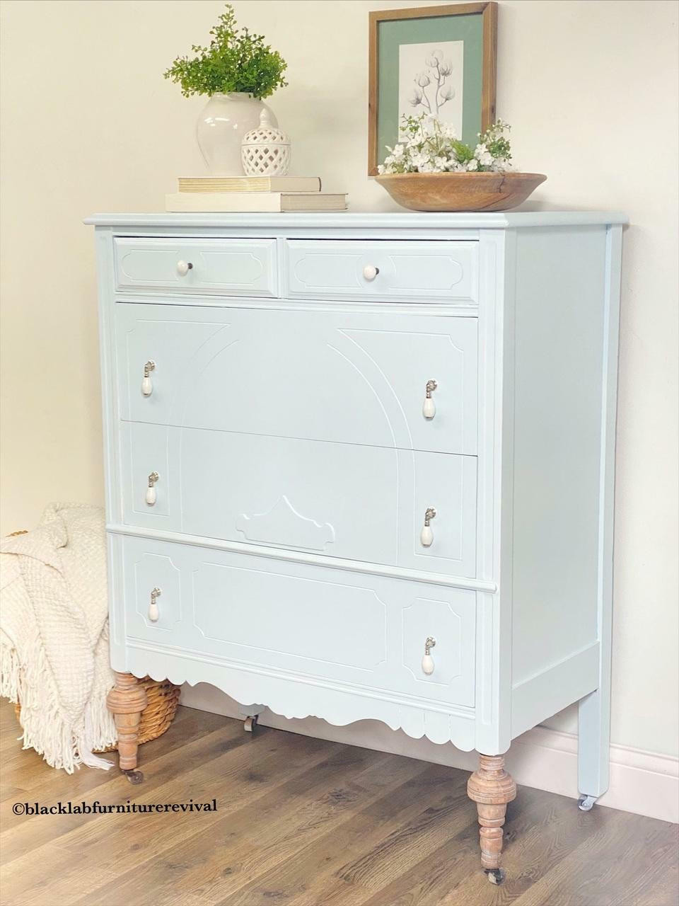 Painted Dresser and White Wax  Dixie belle paint, Painted dresser, Blue  painted furniture