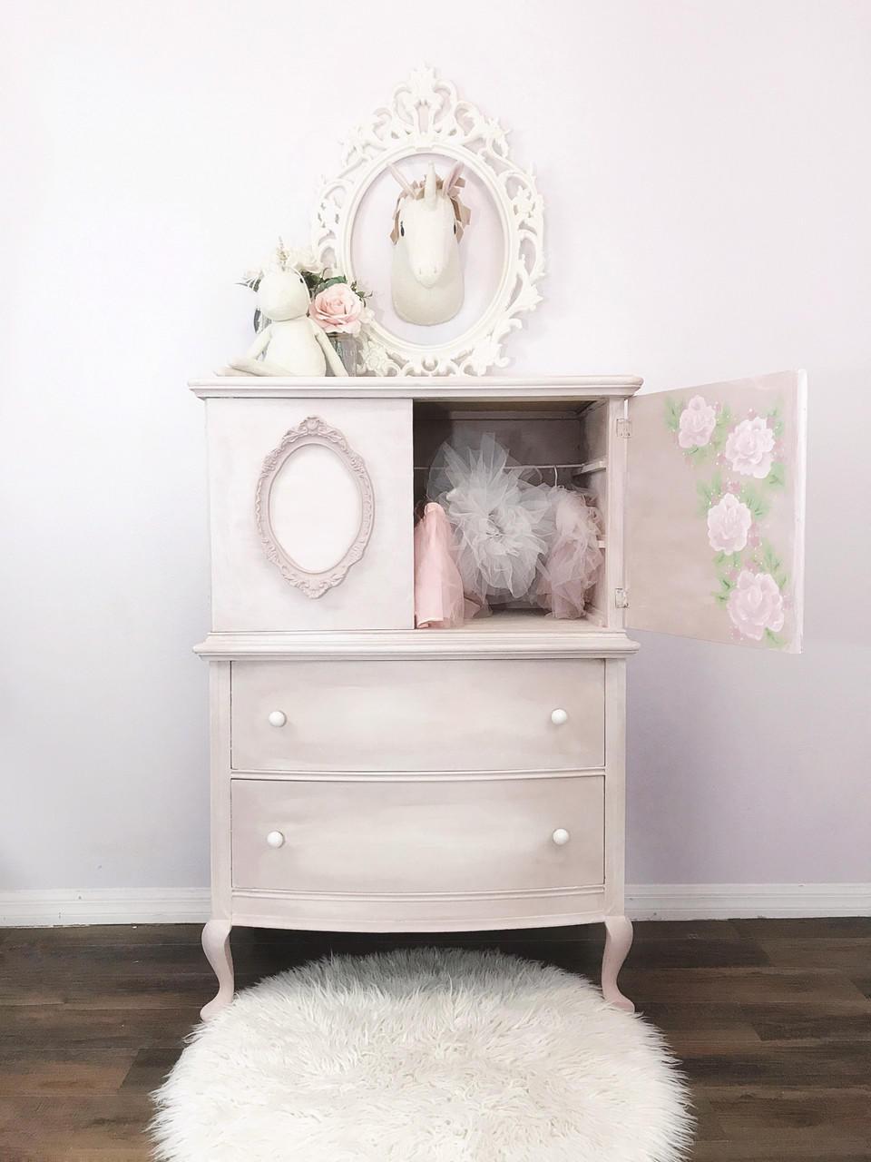 Pink Champagne Chalk Mineral Paint - Dixie Belle Paint Company