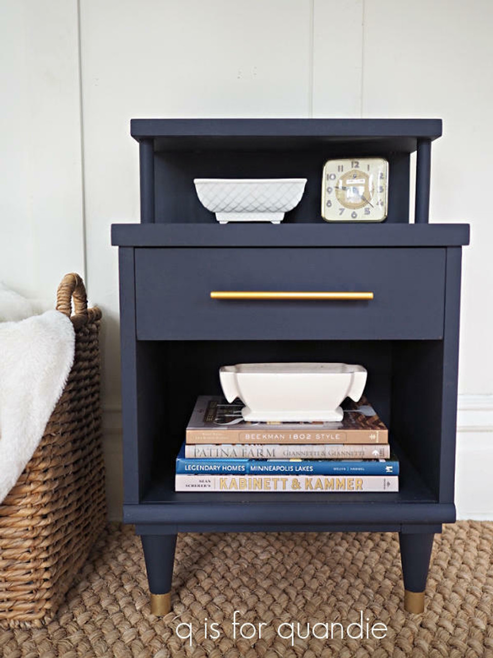 10 Quick Steps to a New and Improved Furniture with Silk All-in-One Mineral  Paint! 