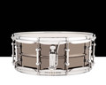 Ludwig 5.5x14 Universal Brass Snare Drum with Chrome (LU5514C)