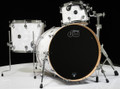 DW Performance Series 3pc Drum Kit White Marine 12/16/22