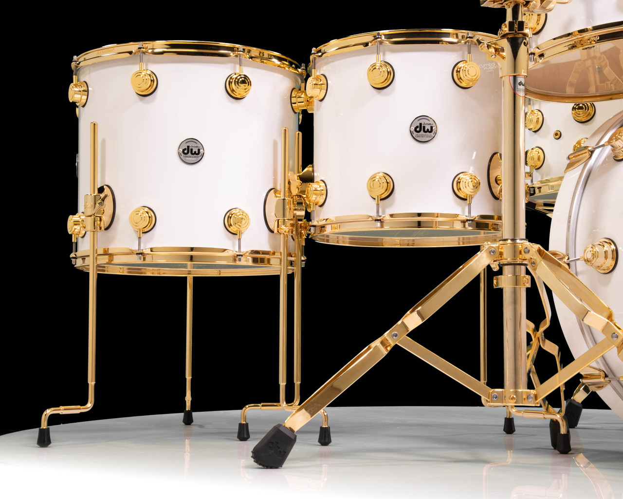 DW Collector's 7pc Maple SSC Kit Gloss White Lacquer w/Gold