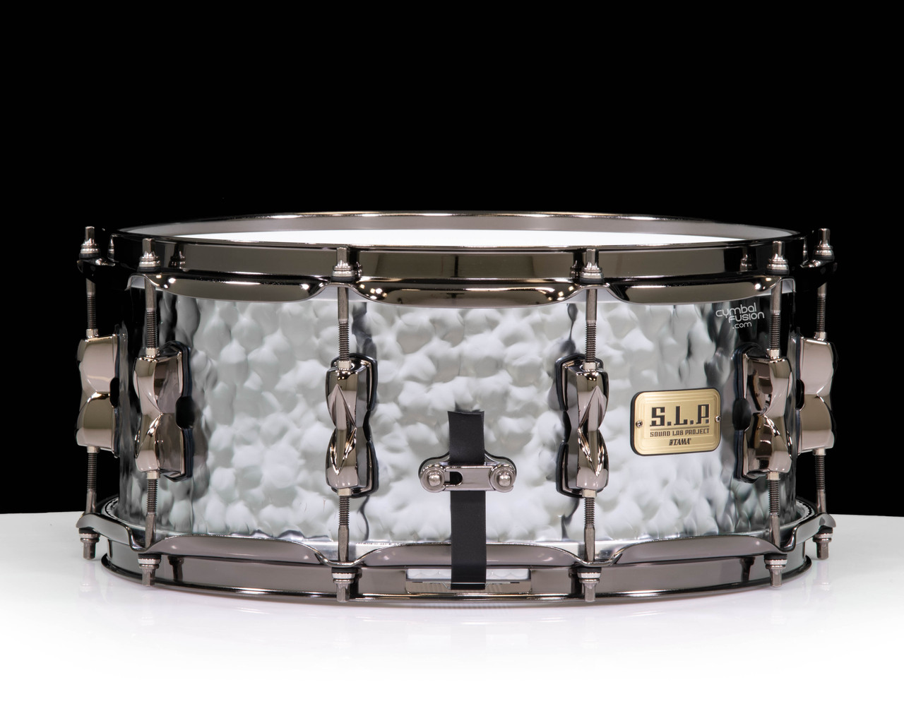 1354811-4__53165.1722271300.