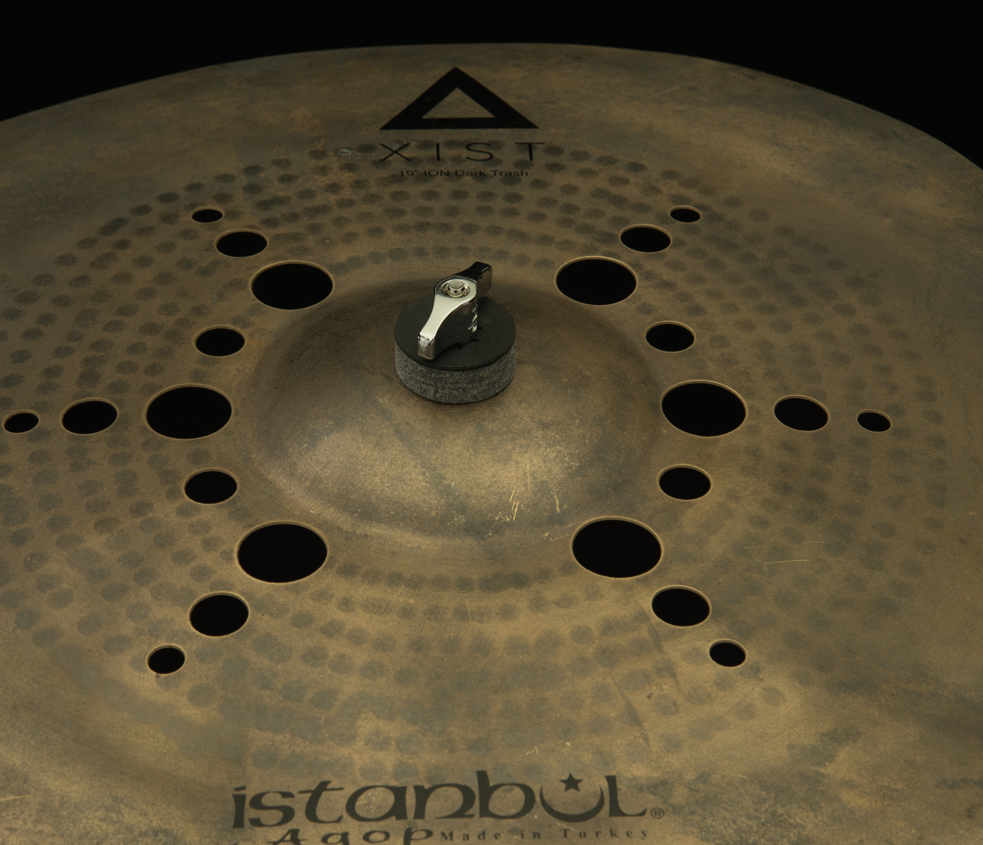 Istanbul Agop 19