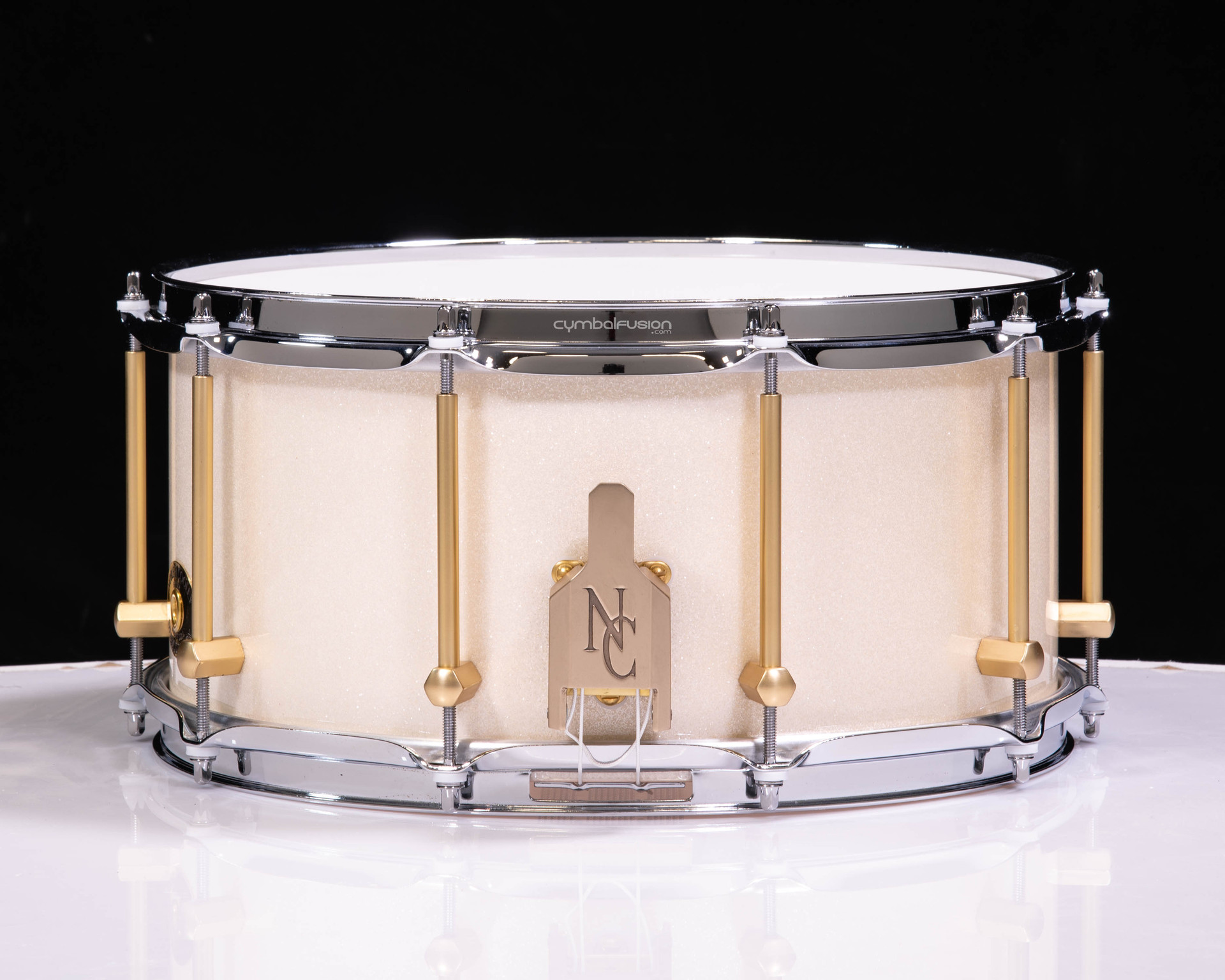Noble Cooley SS Maple 7 x 14 Snare - Purple to Black Fade High Gloss