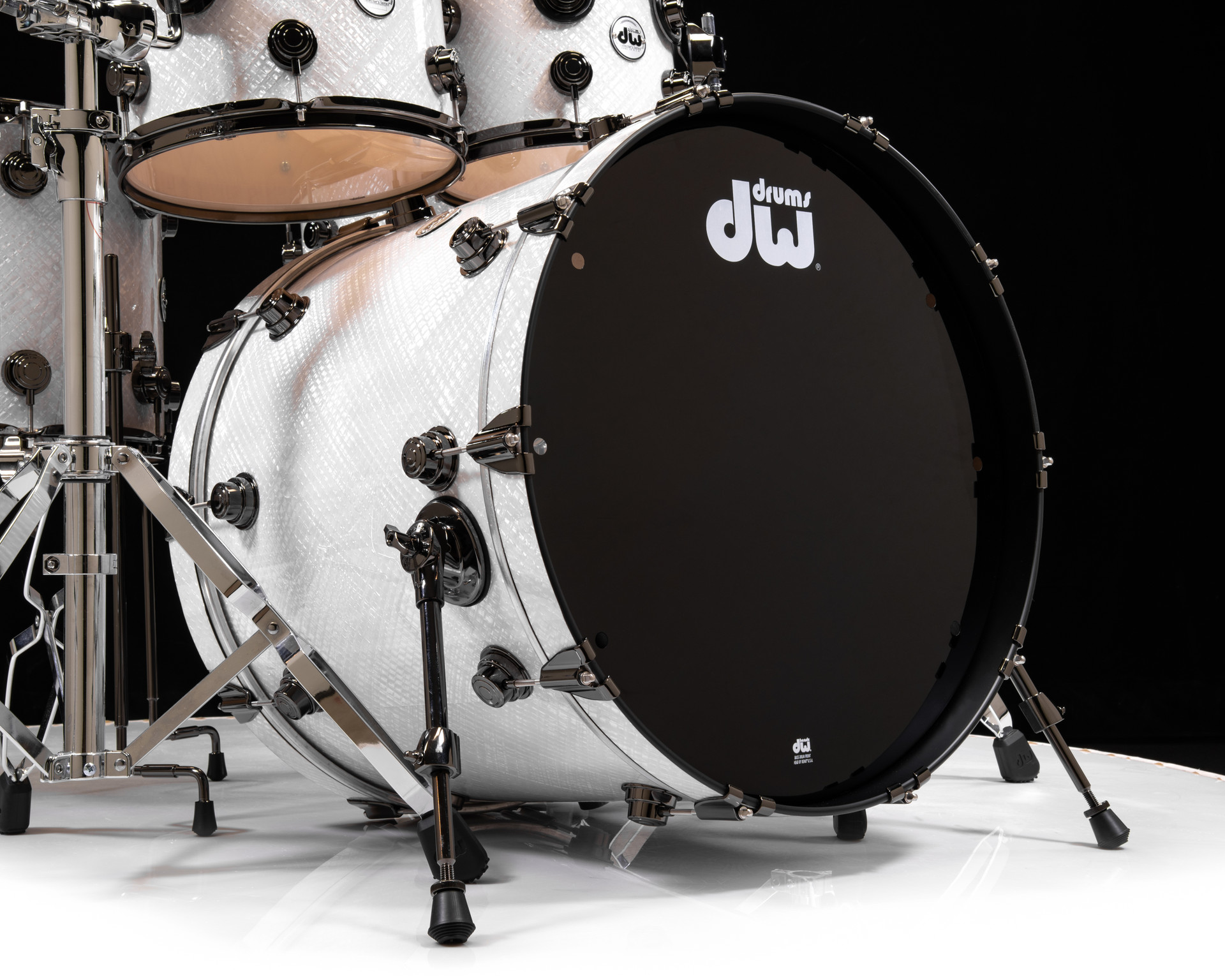 DW Collector's 6pc Maple SSC Kit - White Crystal w/Black Nickel HW