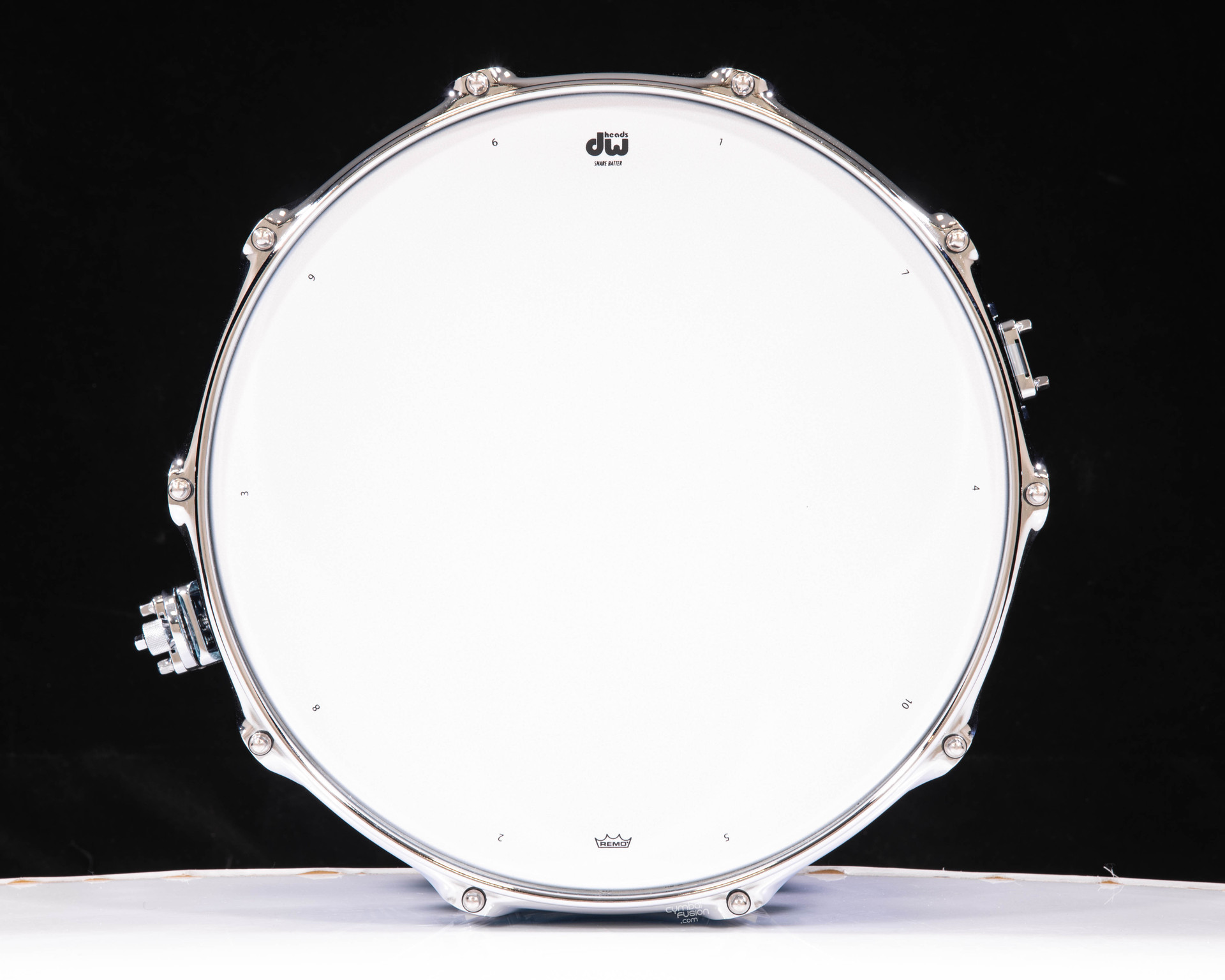 DW Collector's 8x14 SSC Maple Snare - Blue Glitz Burst w/Chrome HW