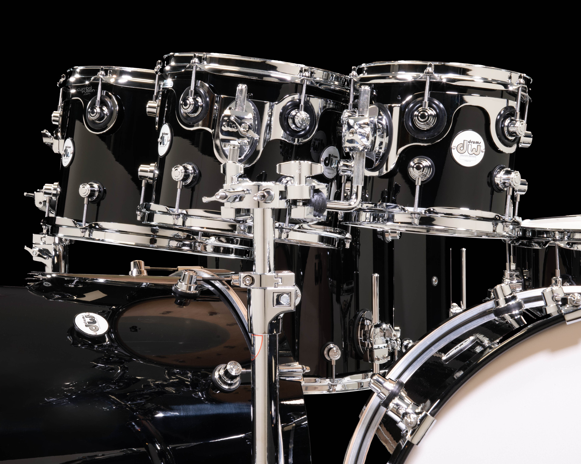 DW Design Series 6pc Drum Set 8/10/12/16/22/14SD - Piano Black