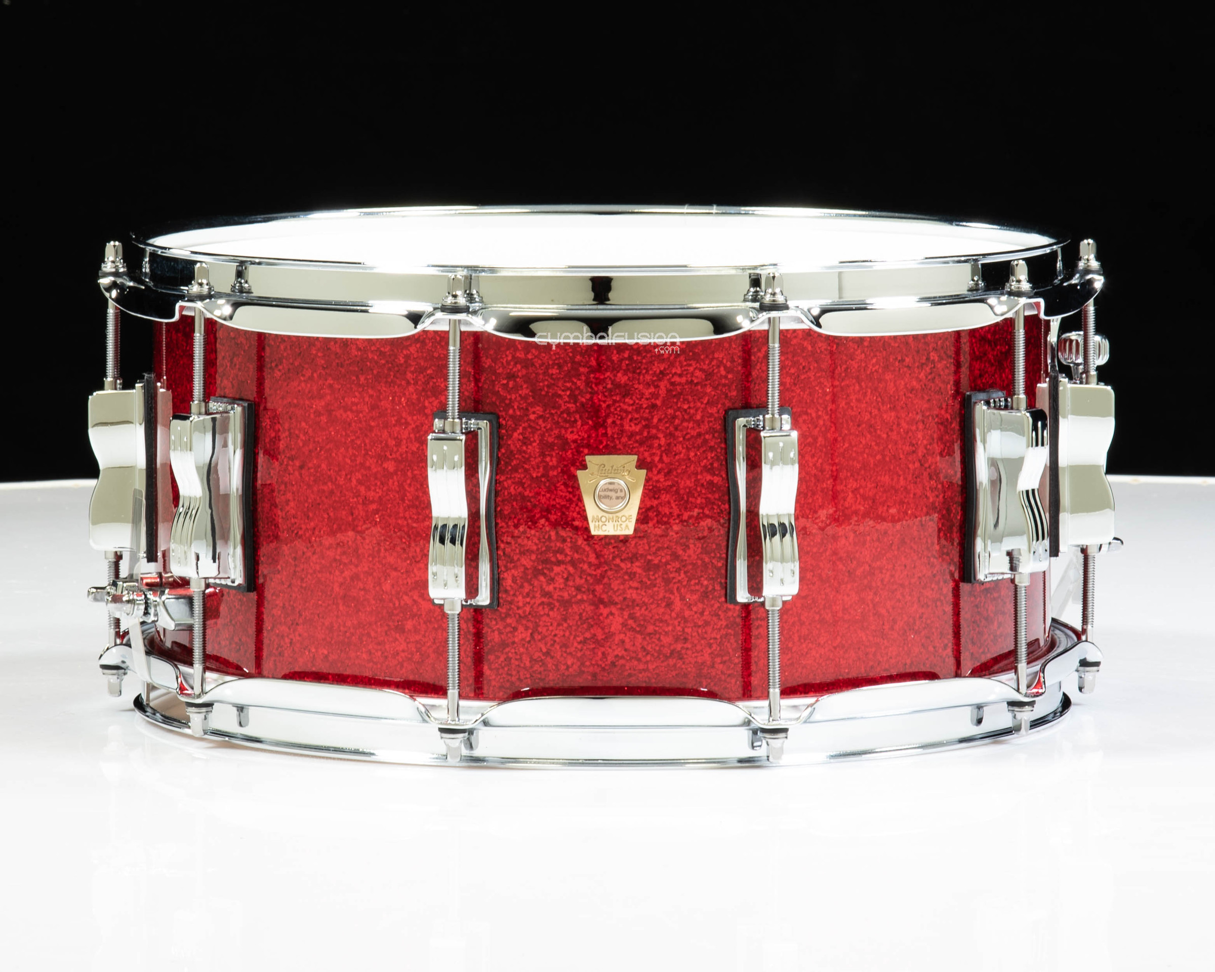 Ludwig Classic Maple 6.5x14 Snare Drum - Red Sparkle