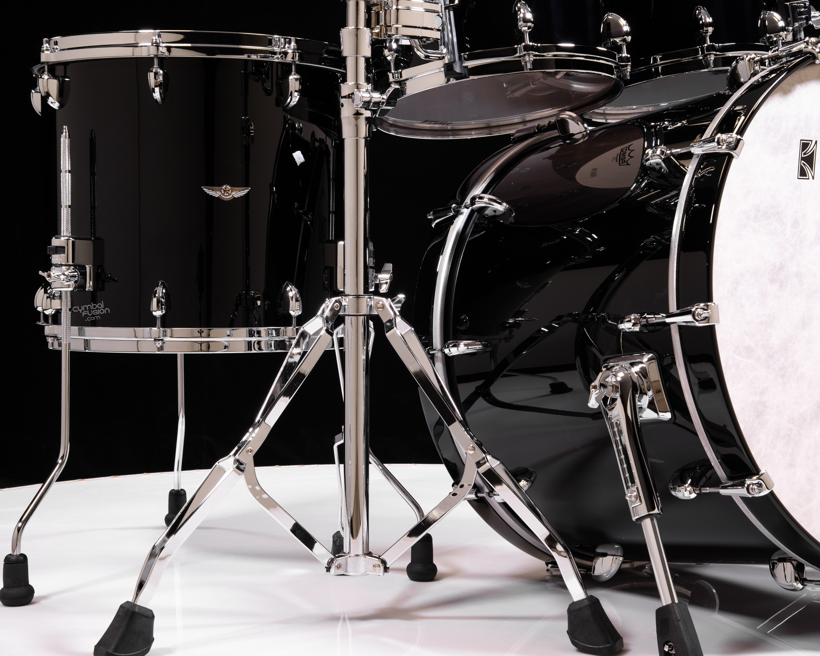 Tama Star Walnut 4pc Shell Pack - Piano Black Lacquer