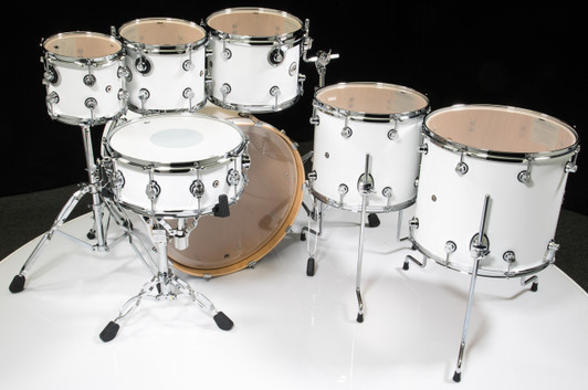 DW Design Series 7pc Drum Set - Gloss White