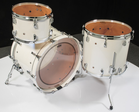 Yamaha Absolute Hybrid Maple 3pc Polar White Store Demo