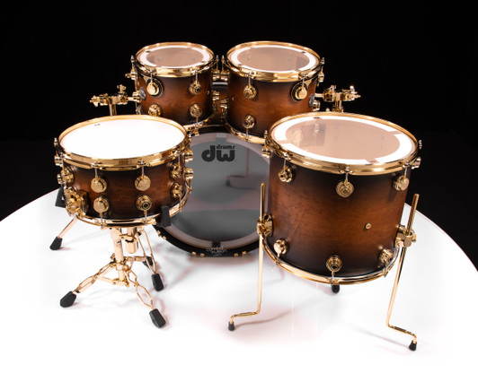 DW Collector's 5pc SSC Maple Kit - Honey to Ebony Satin Oil Burst
