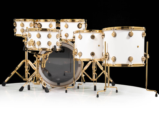 DW Collector's 7pc Maple SSC Kit Gloss White Lacquer w/Gold Hardware