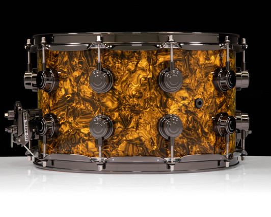 DW Collector’s Series snare drum 8x14 Gold Abalone black nickel hardware detail