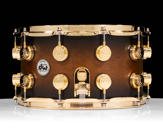 DW Collector's Maple SSC Maple 8x14 Snare Drum - Honey to Ebony SS Burst side view