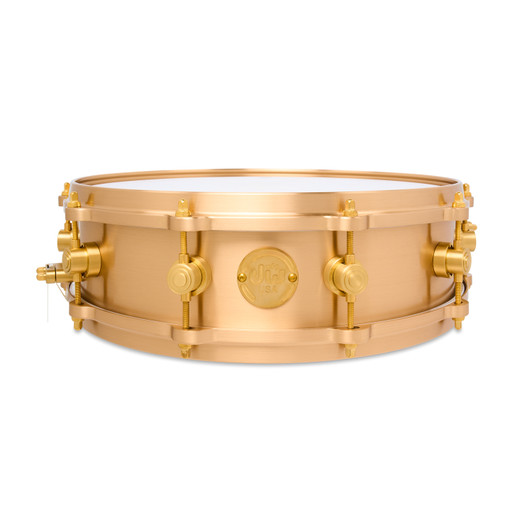 DW True Cast Bronze Snare Drum, 4x14 front view