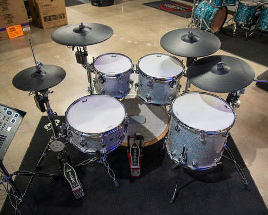 DWe 5-Piece Drum Kit Bundle Diamond Nebula with Roland V71 top view