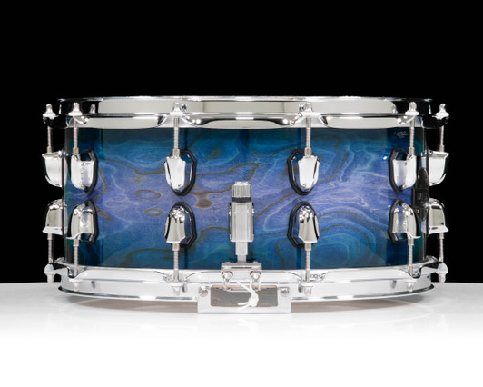 Mapex Saturn VI 14 x 6.5 Snare Drum Cobalt Burst side view