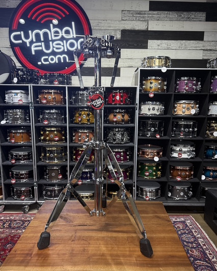 Used DW 9000 Series Double Tom Stand