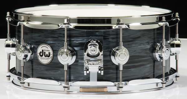 DW Collector's 5.5" x 14" Snare Drum - Grey Oyster