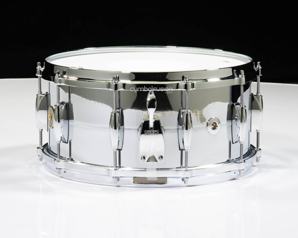 Gretsch G4164 14" x 6.5" USA Custom Chrome Over Brass Snare Drum