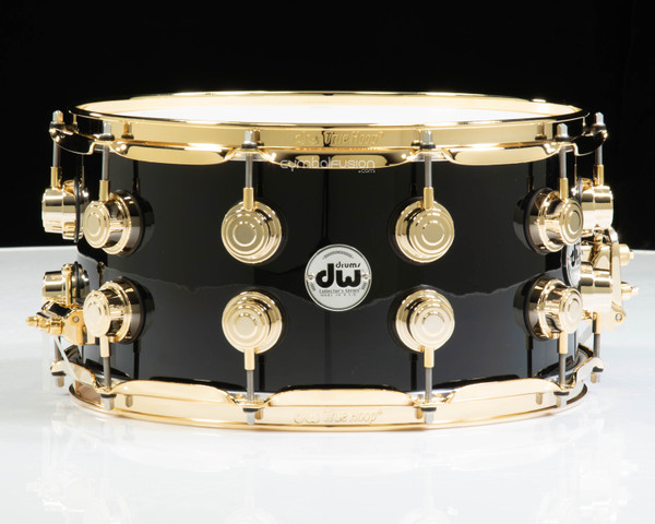 DW Collector's 7x14 Maple Snare - Gloss Black w/Gold HW