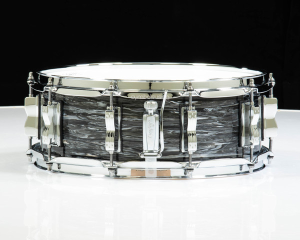 Ludwig Classic Maple 5x14 Snare Drum - Vintage Black Oyster