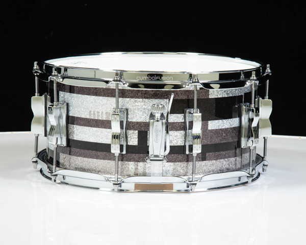 Ludwig Classic Maple 6.5x14 Snare Drum - Digital Sparkle