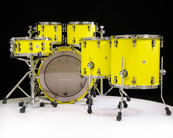 Rear view of SQ2 Yellow High Gloss Kit