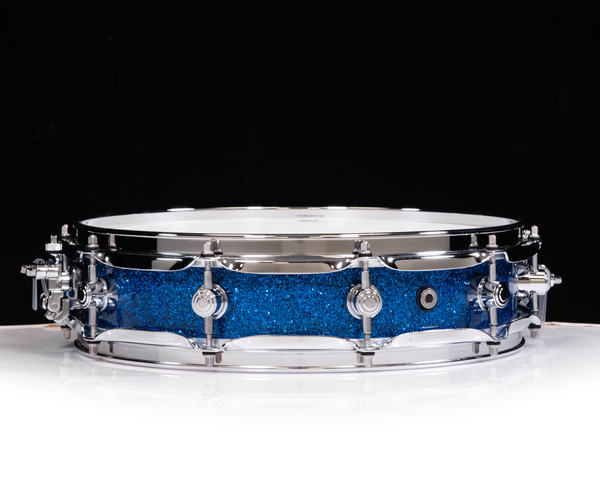 DW Collector's SSC Maple 3.14x14 Pi Snare - Blue Glass
