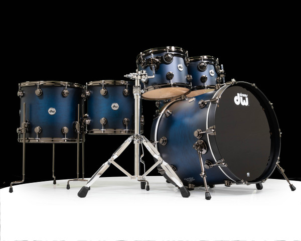 DW Collector's SSC Maple Regal to Royal Satin Oil w/ Black NIckel HW (1374085)