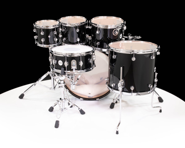 DW Design Series 6pc Drum Set 8/10/12/16/22/14SD - Piano Black