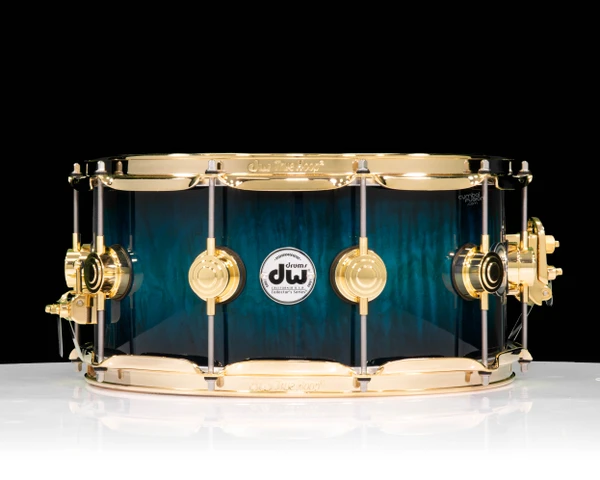 DW Collector's Series 6.5x14 Snare Super Curly Maple 3/3/3 Regal to Black Burst