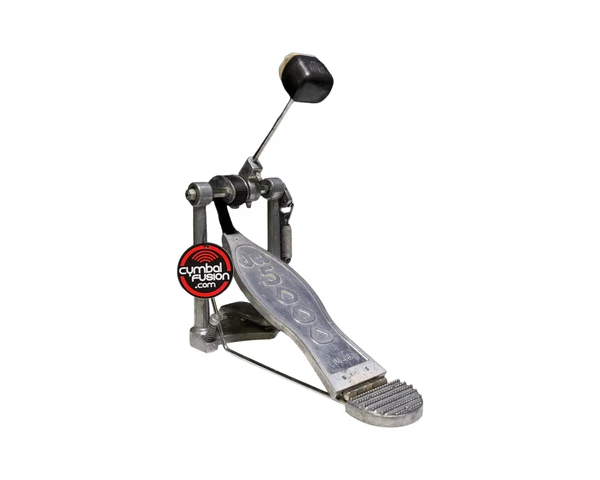 Used DW 5000 Series Single Strap Drive Single Bass Drum Pedal
