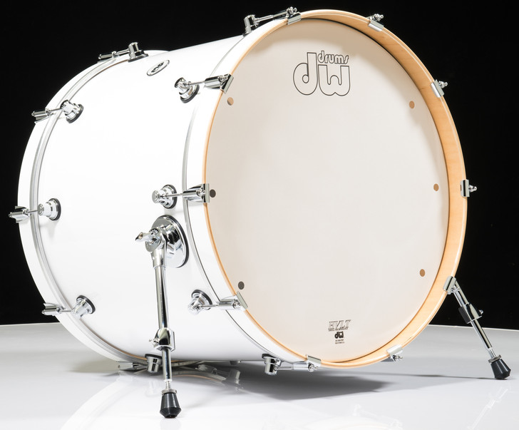 DW Design Series 18x22 Bass Drum Gloss White Lacquer